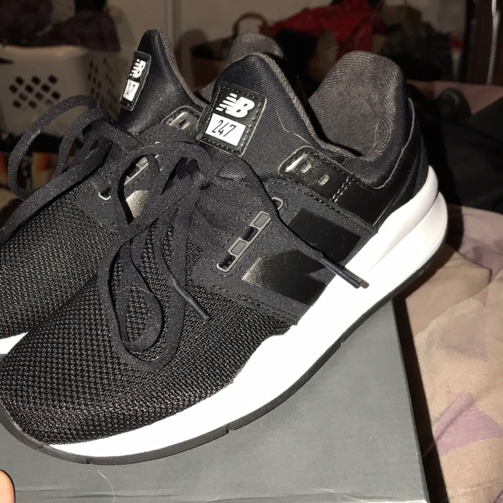 New Balance 247